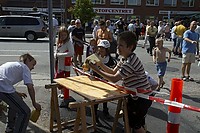 Forarsfest_pa_hovedgaden001.jpg
